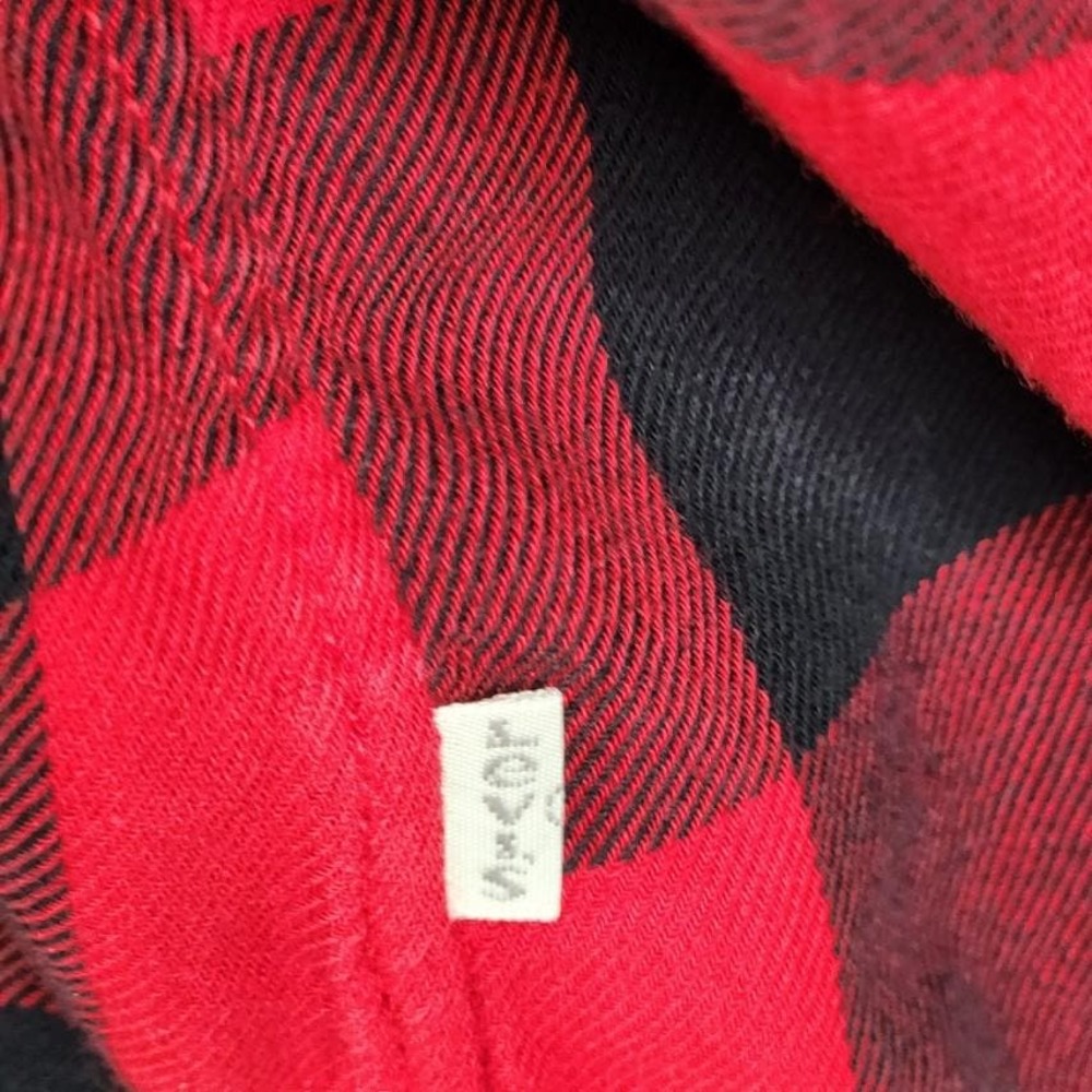 Levi's Ultimate Boyfriend Button Back Shirt Women's Medium Red Buffalo Plaid - Picture 11 of 13